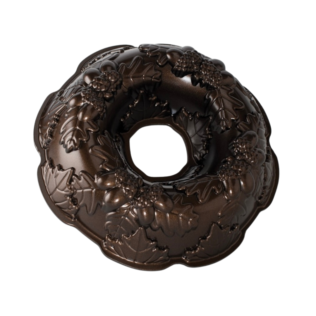 MOLDE NORDIC WARE AUTUMN WREATH BUNDT PAN