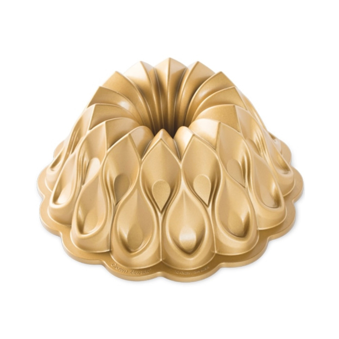 MOLDE NORDIC WARE CROWN BUNDT PAN