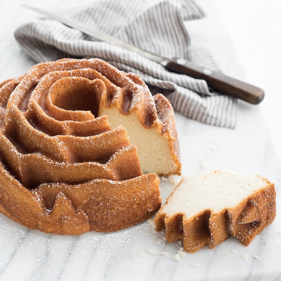 MOLDE NORDIC WARE ROSE PAN