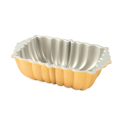 MOLDE NORDIC WARE FLUTED PAN