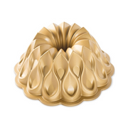 MOLDE NORDIC WARE CROWN BUNDT PAN